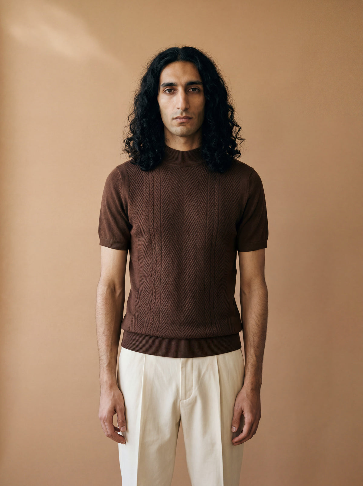 Le pull à col roulé